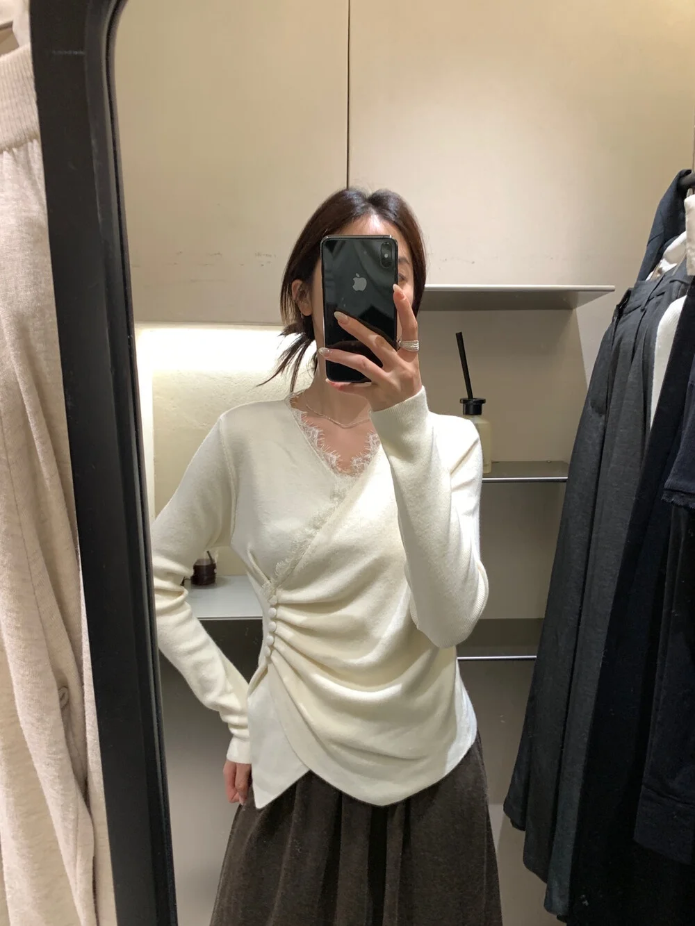 เสื้อไหมพรมถักลายลูกไม้แบบยาว ดีไซน์เก๋ ทรงเข้ารูปช่วงเอว สำหรับผู้หญิง สไตล์อินเทรนด์สำหรับฤดูใบไม้ร่วง คอวี