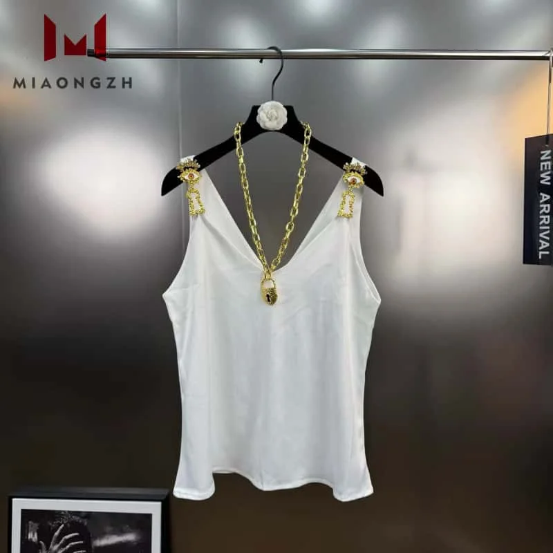 

High Quality Fashion For Women Solid Vest Sleeveless V Neck Temperament Slimming Spliced Metal Chain Ladies Streetwear Chic Tops