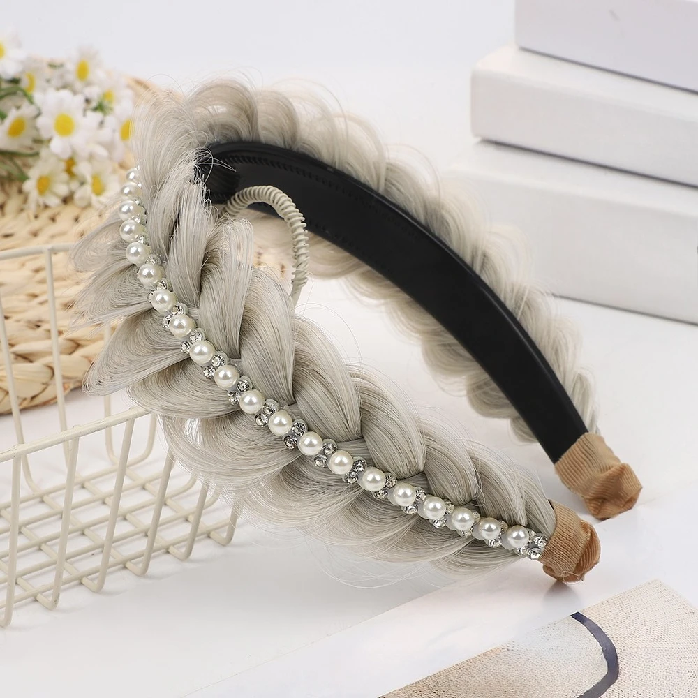 New style wig with rhinestone headband, fashionable, toothed, non-slip, high-end, light luxury face-washing hair accessory, braided high-crown loose headband, suitable for themed events, casual wear, and cosplay accessories