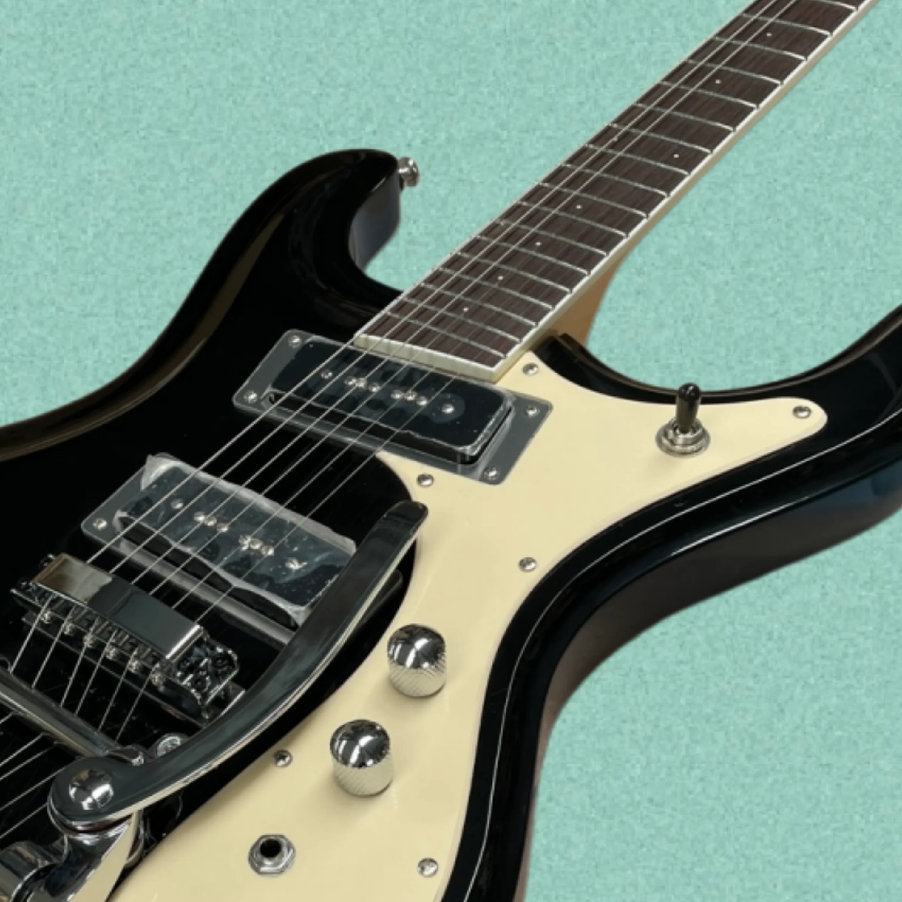Black 6-string electric guitar - Electric Guitar Beginner 评论和价格