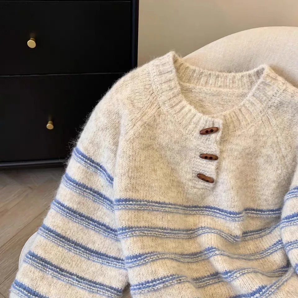 Loose Round Neck Knitted Sweater Women's Autumn Winter Lazy Style Soft Cozy Pullover Coat Knitting Yarn Striped Button Detail