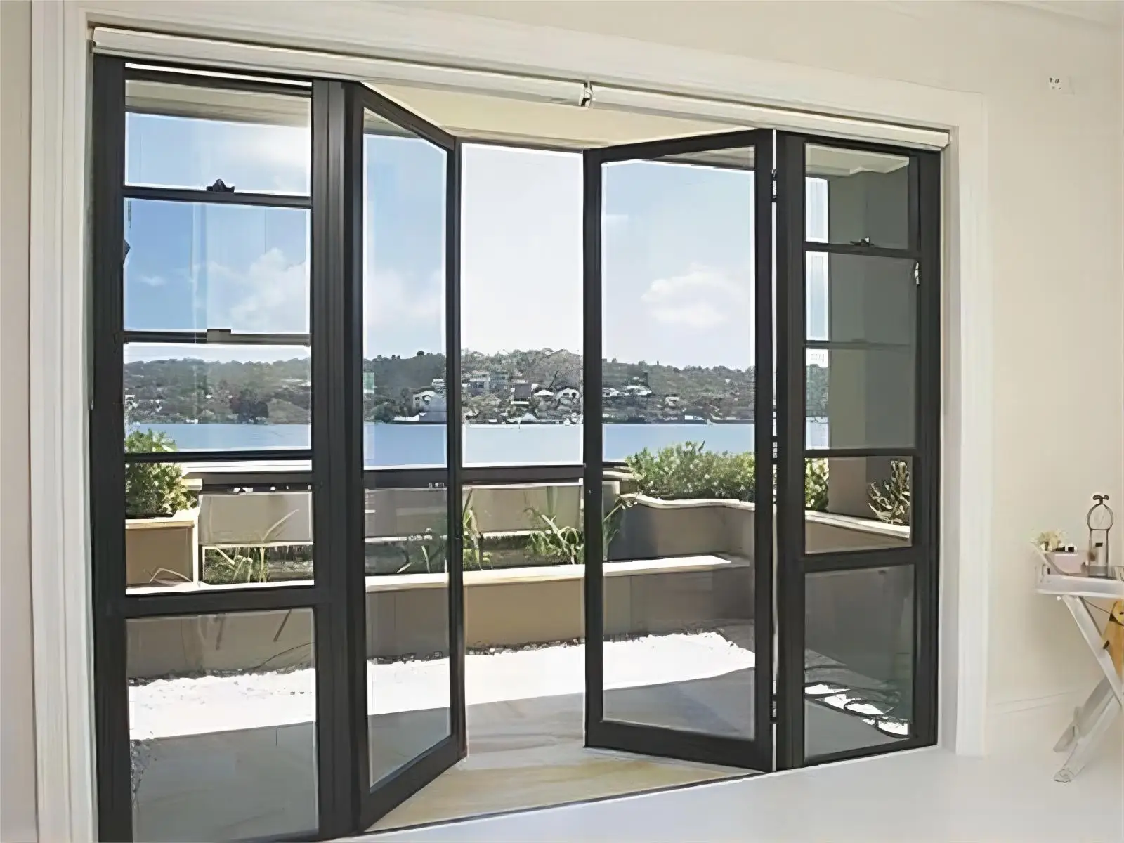 Sixinalu Water Proof Exterior Folding Door Thermal Break Aluminum Custom Glass Bi-Folding Door with High Quality Latch Lock