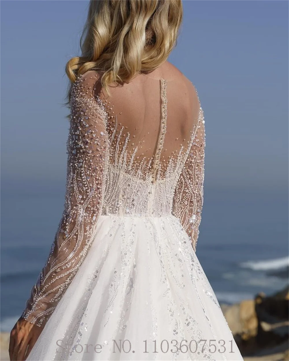 Vestido de novia de tul brillante con cuentas de cuello transparente para mujer, vestido de novia de playa de línea a con manga de ilusión larga