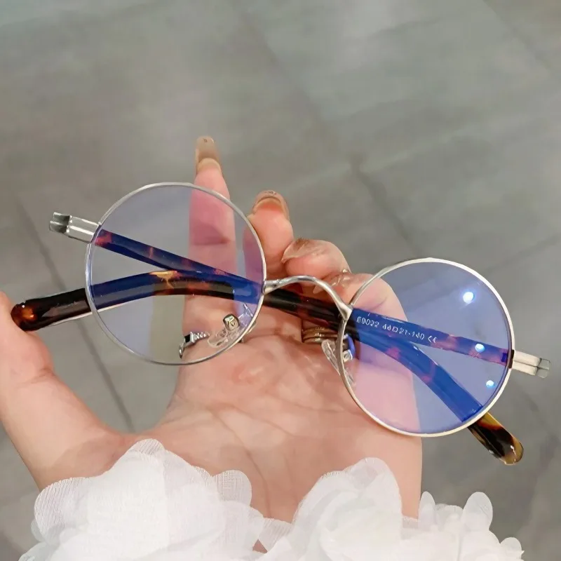 

New Small-Frame Anti-Blue Light Glasses Casual Leopard-Print Temple Metal Round-Frame Eyewear Retro Street Style Punk Aesthetic