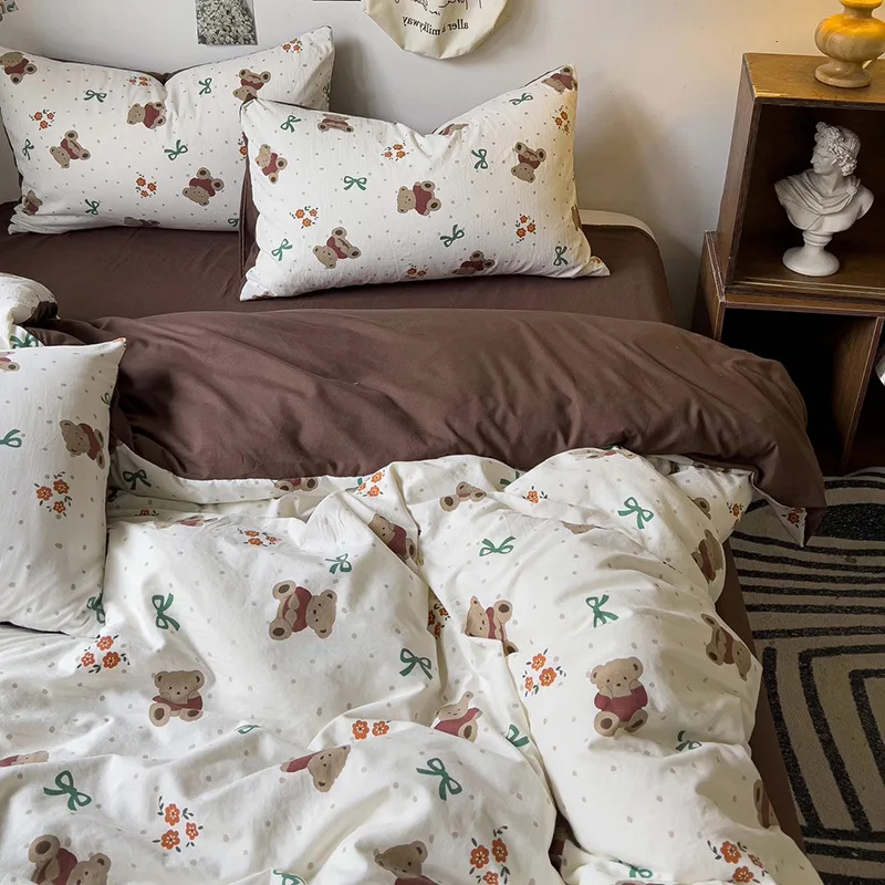 Simple Korean Bear Print Washed Cotton 4‑Piece Bedding Set Duvet Cover Sheet Pillowcase