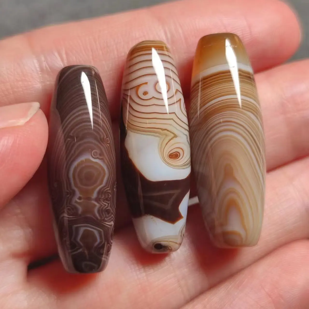 1pcs/lot Selected natural sugar color silk agate dzi Barrel beads Unique pattern Pretty pendant Accessories jewelry handiwork