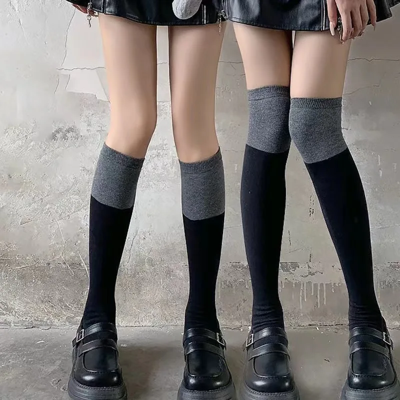 Women's Socks Autumn Creative Color Matching Calf Socks Black and Gray Panel College Style Stockings Ins Fashion Knee Socks