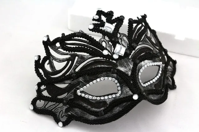 The product can be customized.Ball Mask Princess Mask Vintage Crown Mask Hollow out Plastic Mask Lace