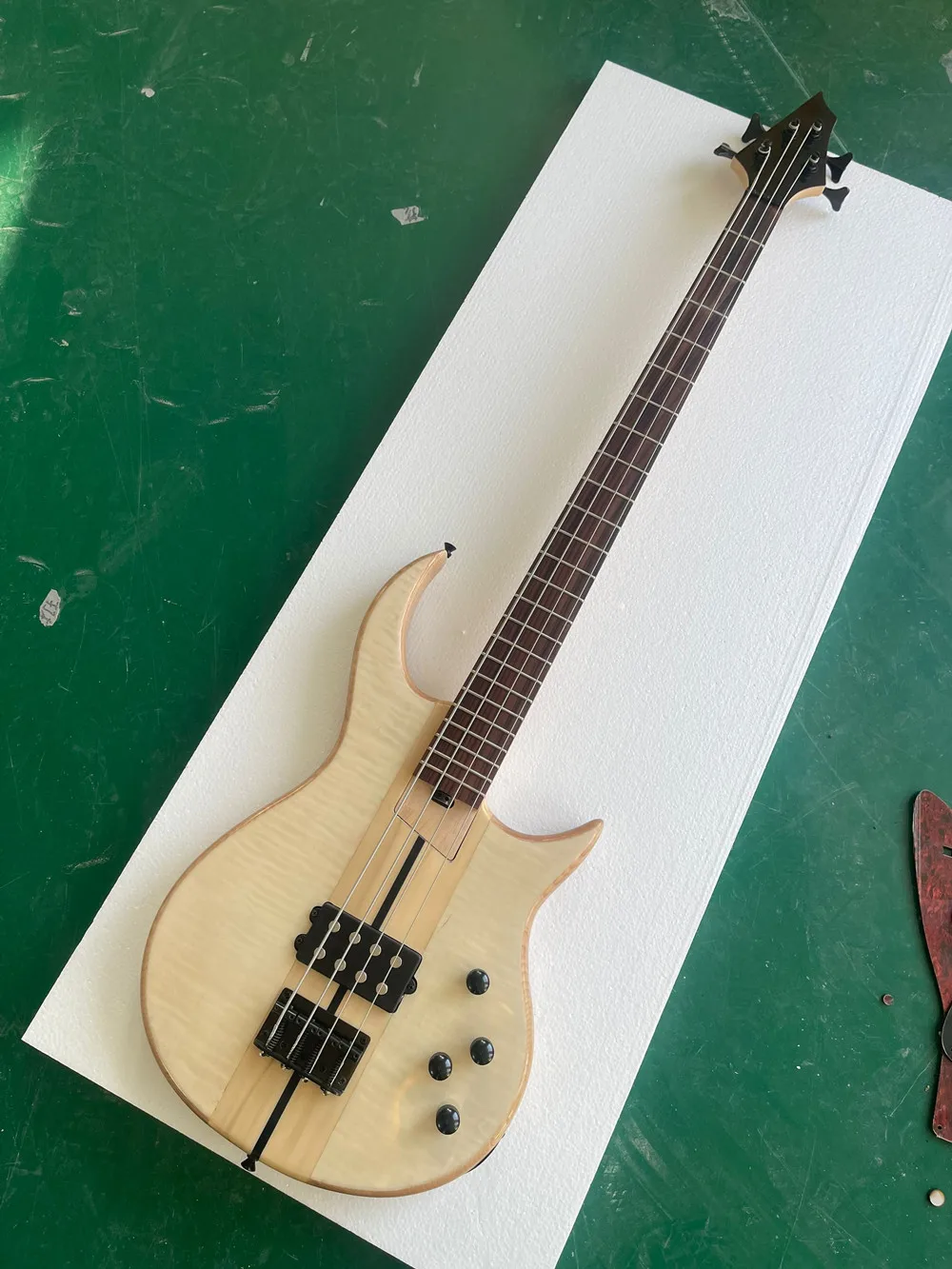 4 Strings ASH body Electric Bass Guitar with Flame Maple Veneer,Provide customized service