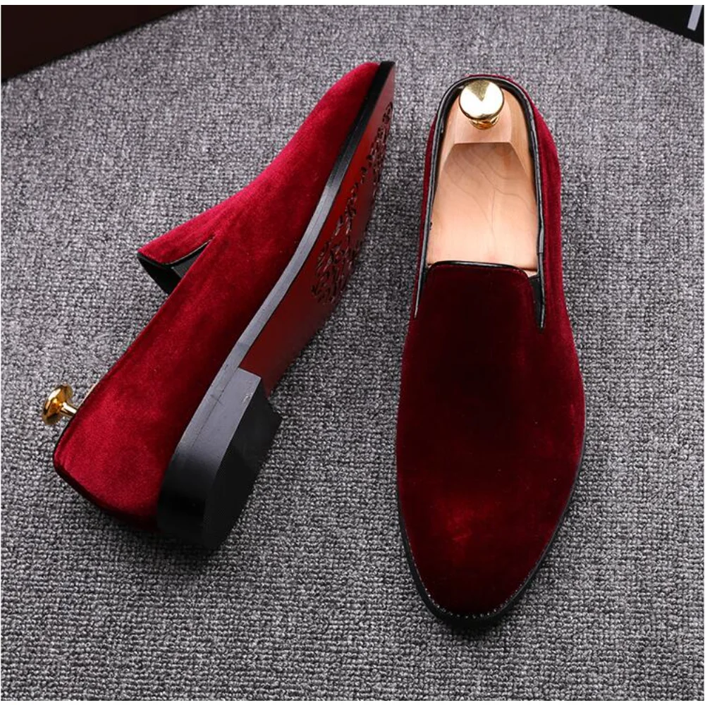 Casual Black Red Velvet Men Shoes Flat Slip-on Dress Shoes Casual Pointed Toe Solid Color Wedding Loafer Larg Size 38-44