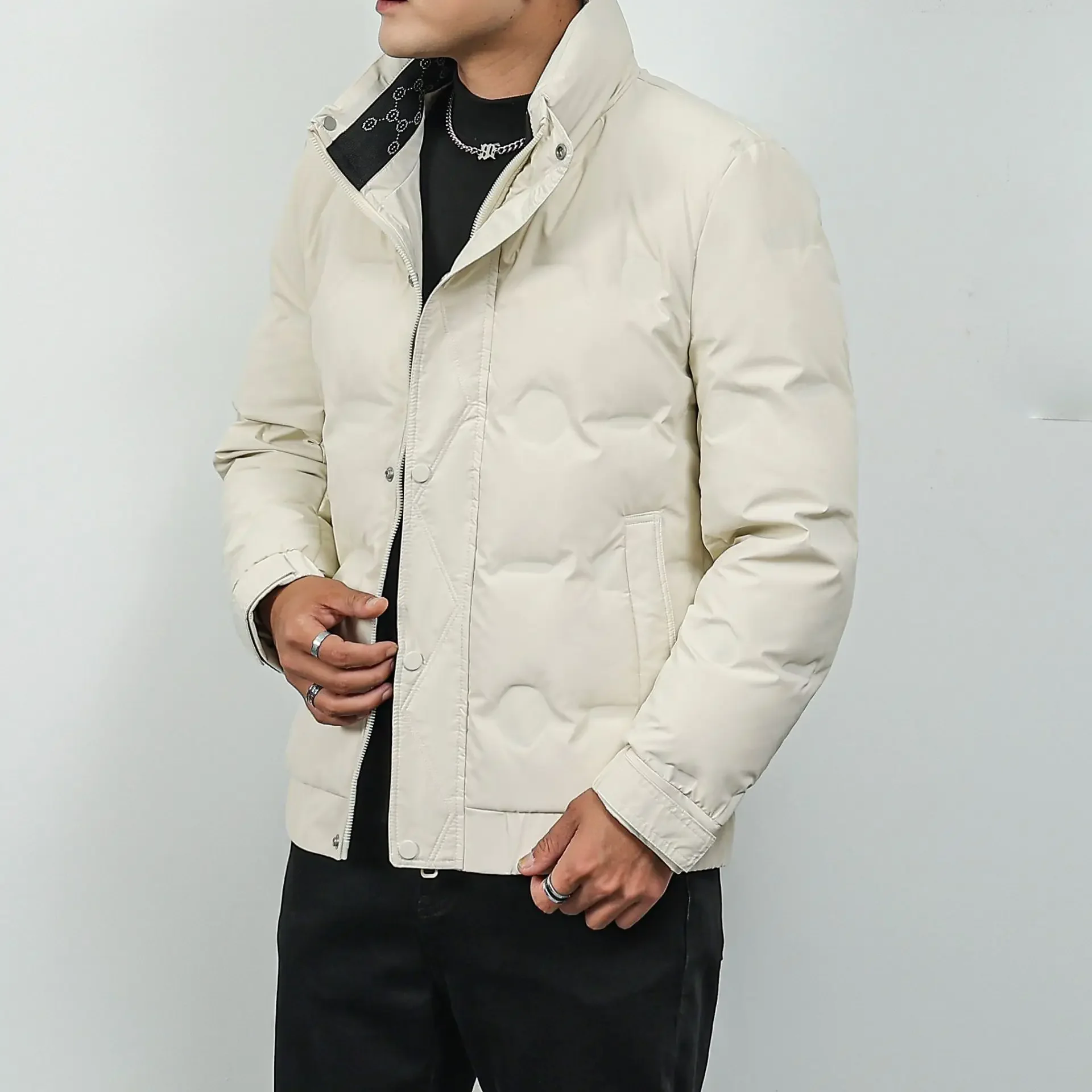Variant: Creamy-white