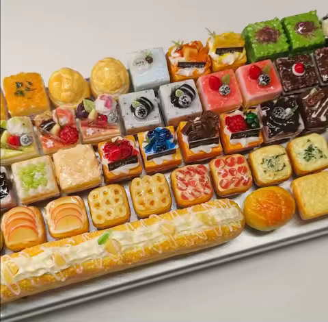 Original Cute Cake Keycap Kawaii Clay Keyboard Caps Custom Handmade Game Artistic Keycaps for Mechanical Keyboard Gift MX Switch