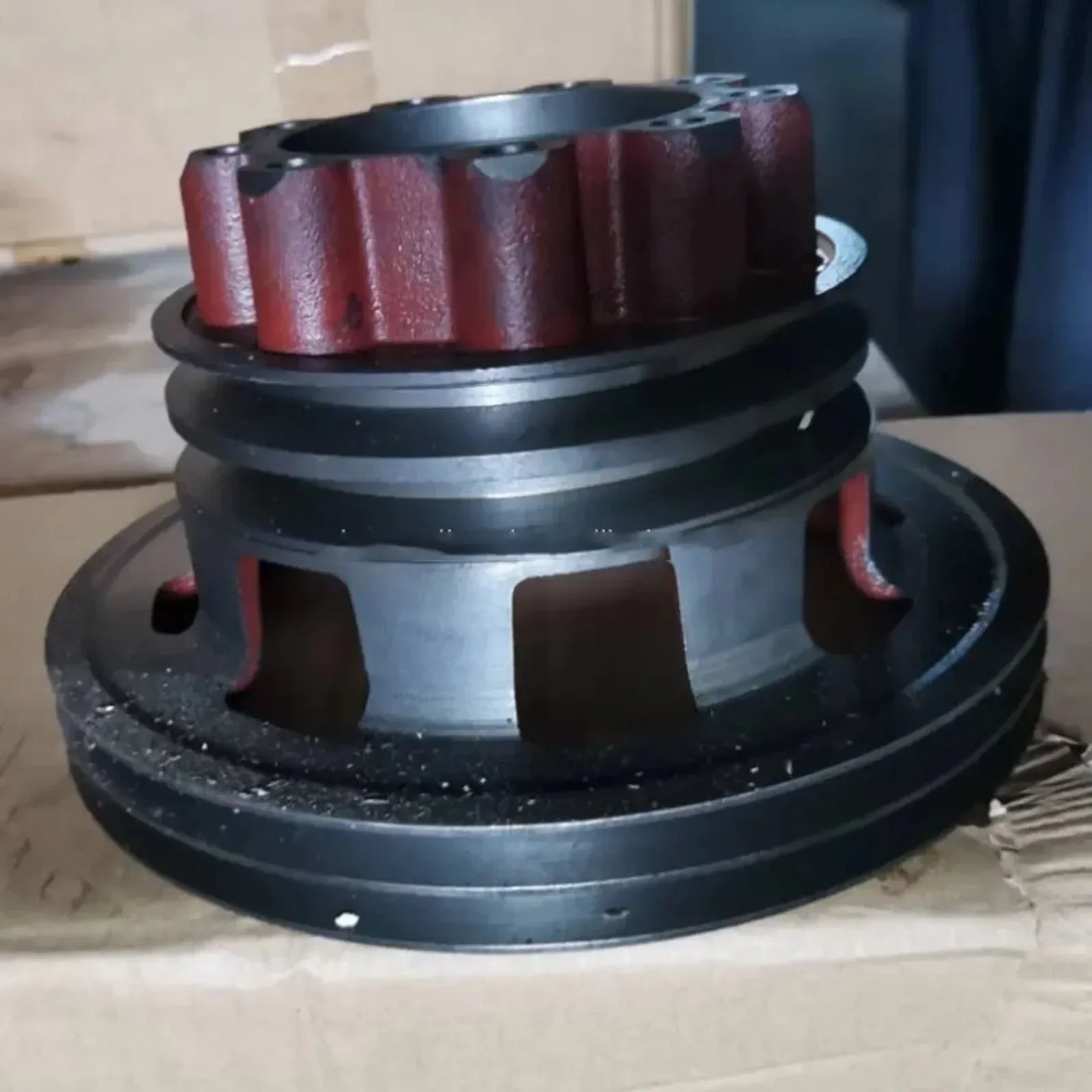V-grooved Pulley 04197631 04256190 for Deutz BF4M1013 BF4M1012 Engine