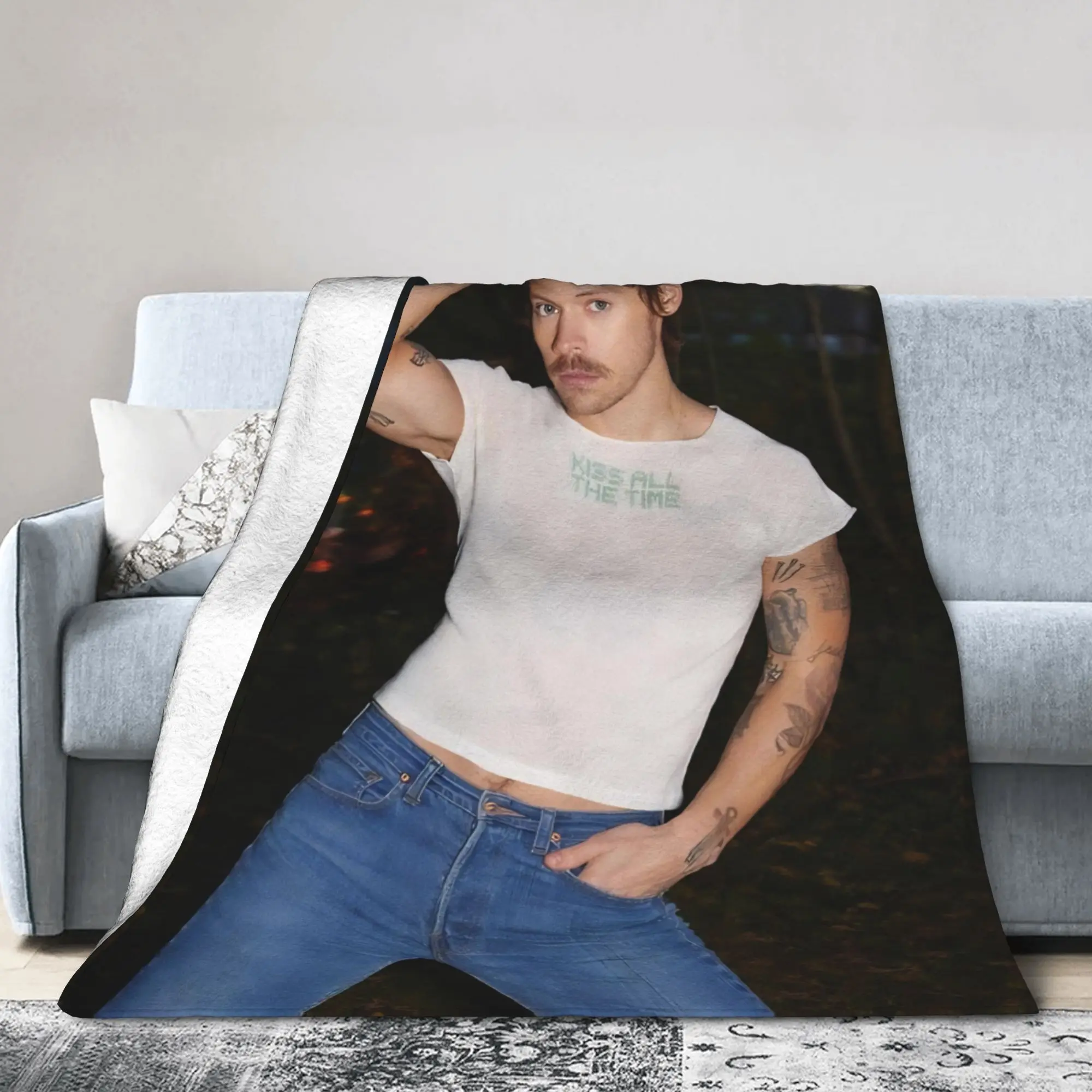 Kiss All The Time Album Flannel Blankets Harrys Music Styles Fashion Throw Blanket for Home 125*100cm Rug Piece