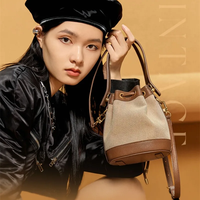 2023  Fashion Trend New Women\'s Bags High-Quality Small Tote Bags  Versatile and Exquisite Handbags  Niche Bucket Crossbody Bags