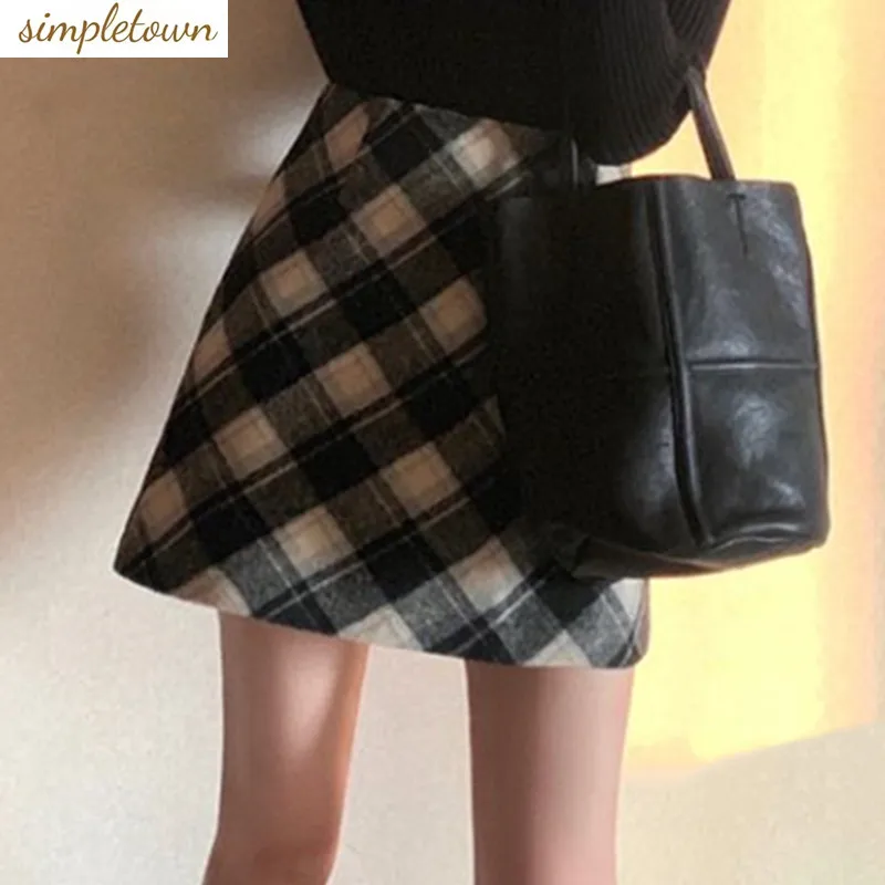 Fashion plaid midi skirt autumn and winter new high waist slimming A-line short skirt retro plaid hip hugging skirt