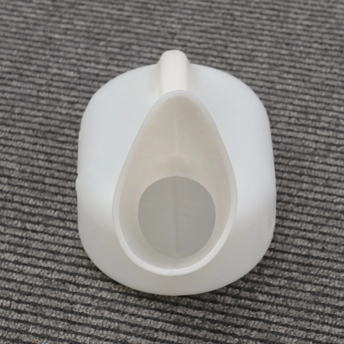 

Портативный женский мочеприемник 1000 мл для больниц, дома, путешествий, кемпинга, использования на открытом воздухе, многоразовая бутылка для мочи с удобной ручкой