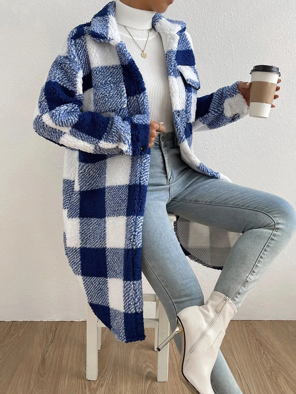 2024 New Winter Pattern Loose Woolen Coat Women Elegant Chic Solid Outerwear Long Overcoat Female Casual Warm Plush Plaid Jacket