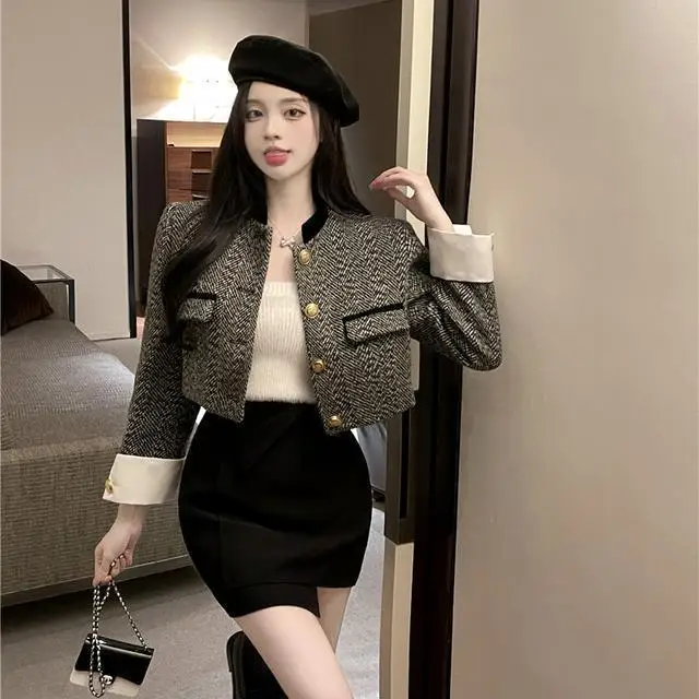 

​​2025 French Boucle Skirt Set Women's Intricate Craft Cropped Jacket Mini Skirt Elite Fall Winter Premium Ensemble​​