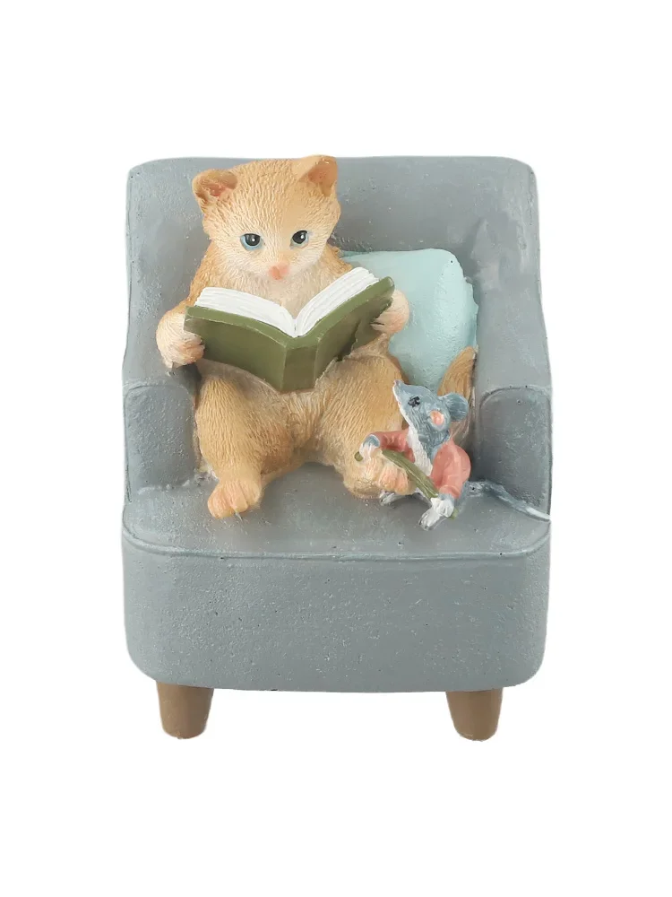 Precise Craftsmanship Small Cat Reading Book with Intricate Mice Detail Elegant Home Decor Statue 2 5 x 3 Inch