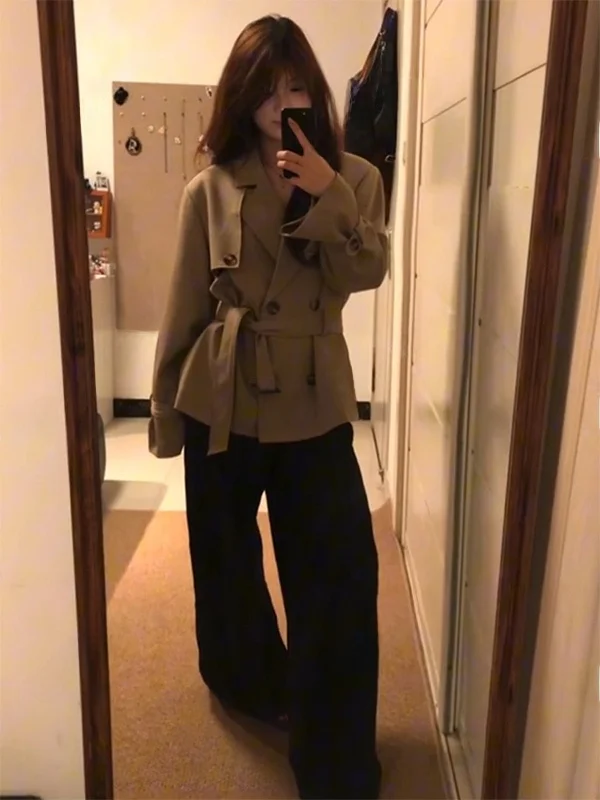 Korean Style Short Coat Jacket Double Row Buttons Khaki Color Inward Waist Design Autumn New Arrival Women's Fashion Outerwear