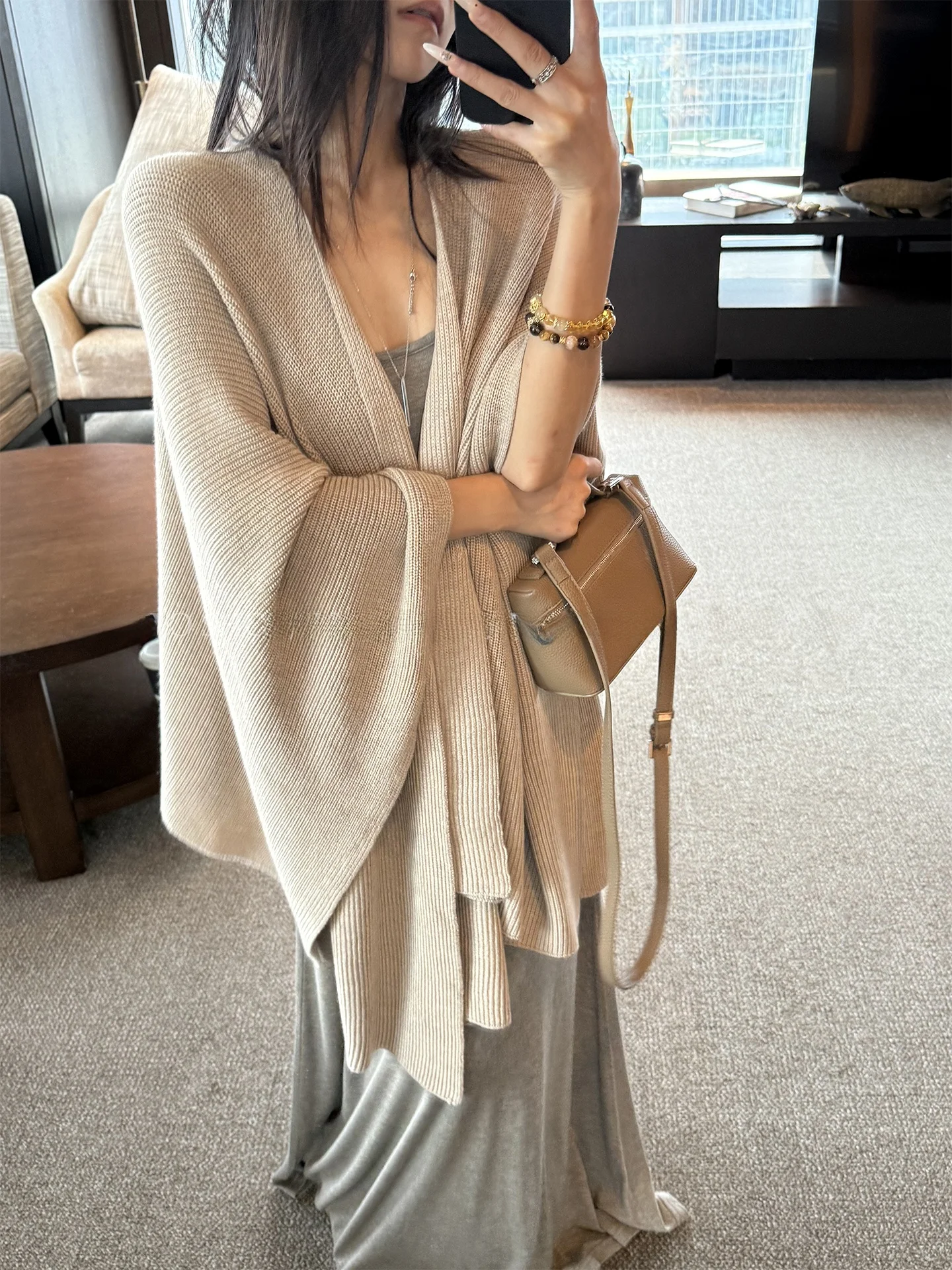 

YOLO OP Красивое асимметричное женское пальто из мериносовой шерсти, легкое, для ранней осени, повседневное, из мягкой ткани