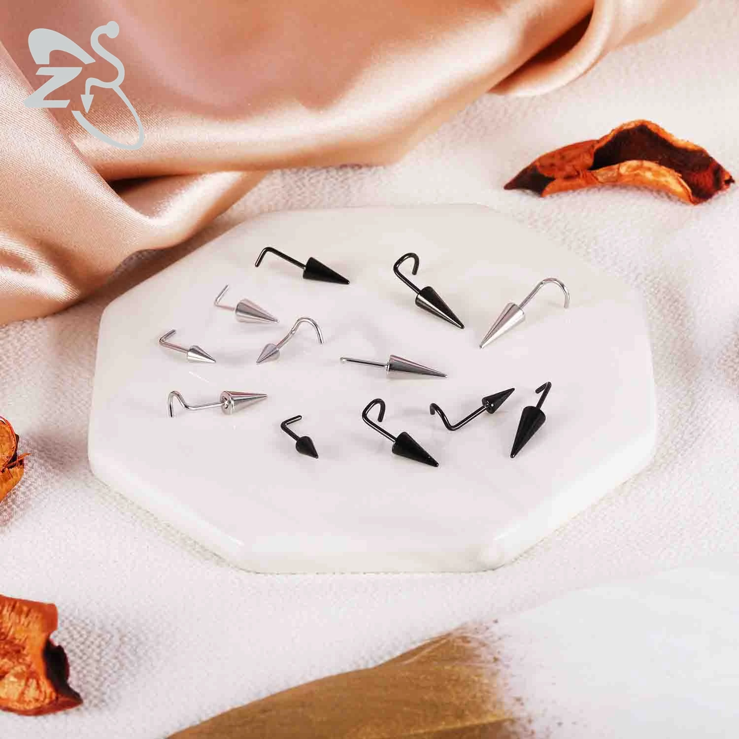 ZS 1 Piece 20G Stainelss Steel Long Spike Nose Stud Men Women Black L/I/S Shapes Nose Piercings Cone Nostril Piercings 6/8/10MM