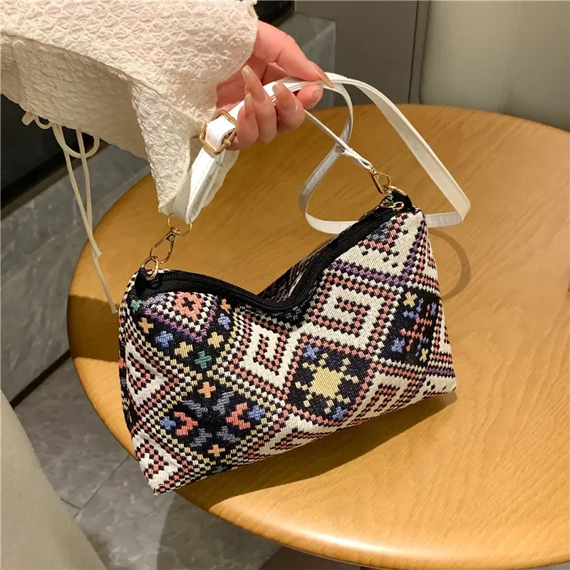 B Style Retro Crossbody Bag for Women Ethnic Style Canvas Handbag Woven Lightweight Popular Small Cloth Female Shoulder Bag