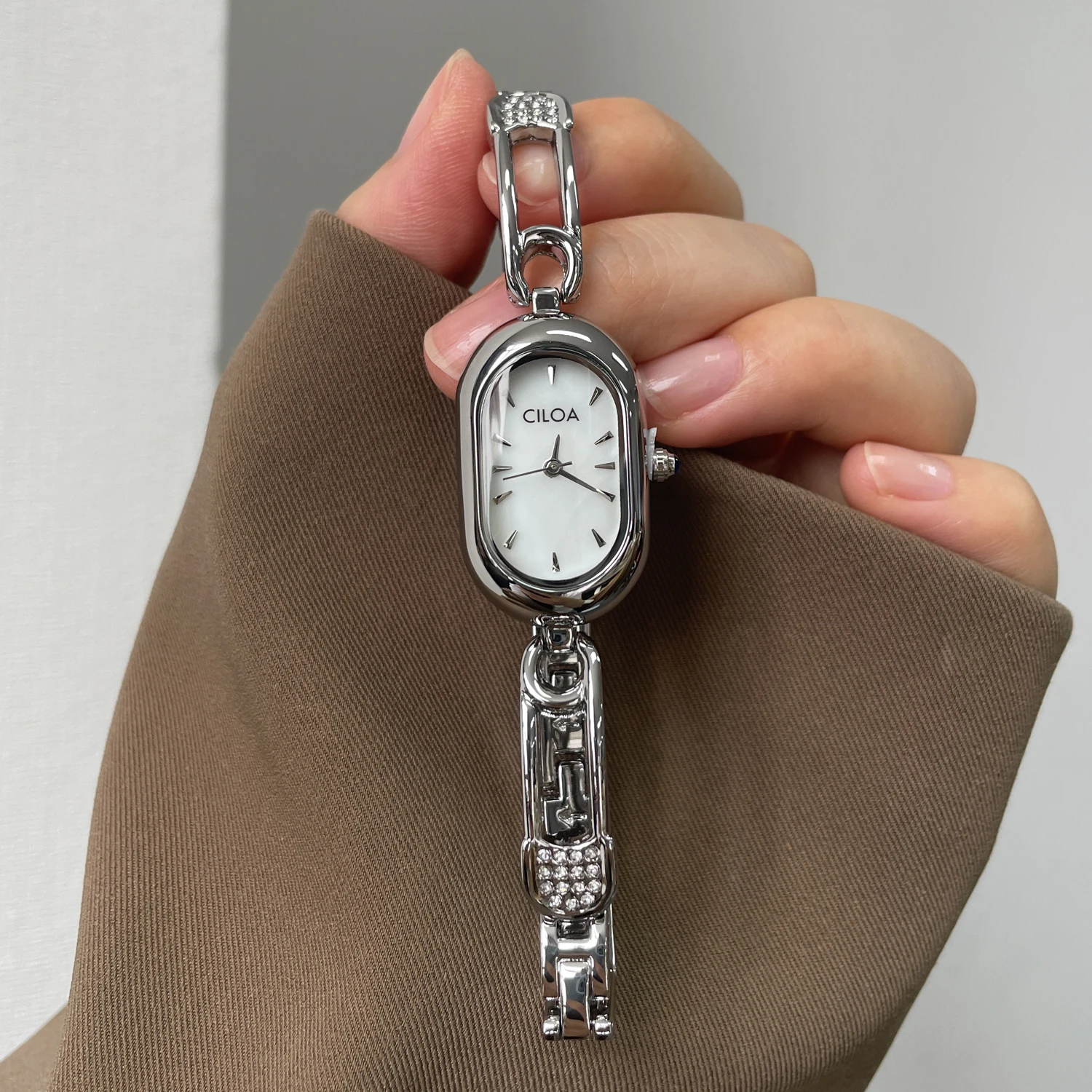 CILOA Vintage Oval Olive Green - Luxury Watch Green Dial review and price