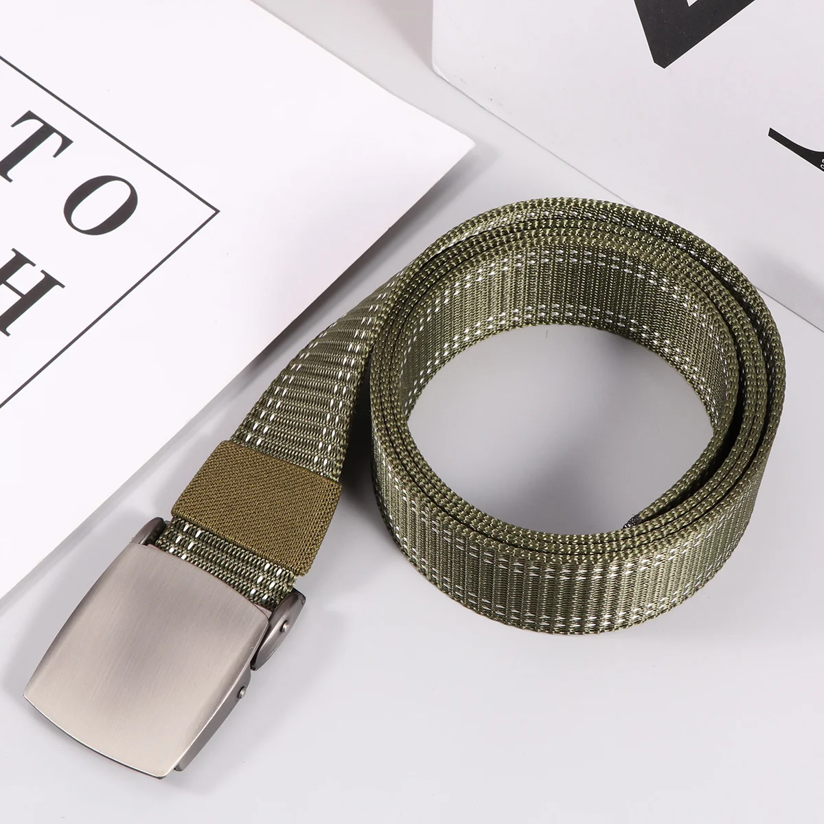 

1pc Canvas Belt Green Lightweight Adjustable Waist Band For Men Durable Outdoor Training Casual Wear Nylon Webbing