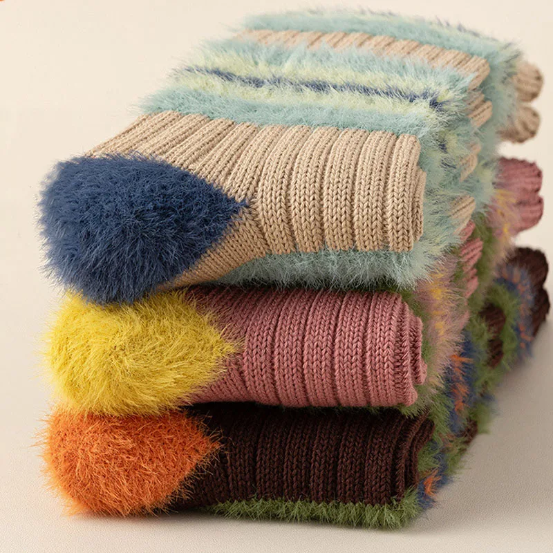 Women's Socks Autumn Winter Middle Tube Cotton Fleece Thick Wool Fluffy Fuzzy Warm Maillard Fleece Striped Floor Girl Gift Sweet