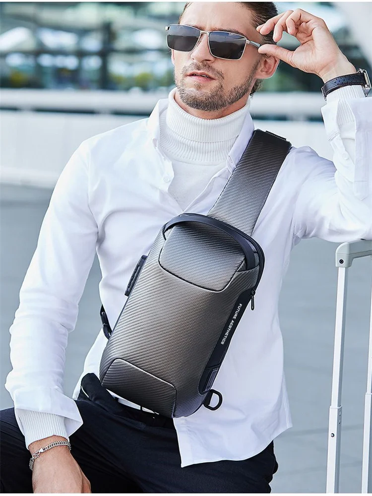 BANGE-Bolso de pecho mejorado para hombre, bandolera multifunción impermeable con diseño de fibra de carbono, bandolera con USB, bandolera