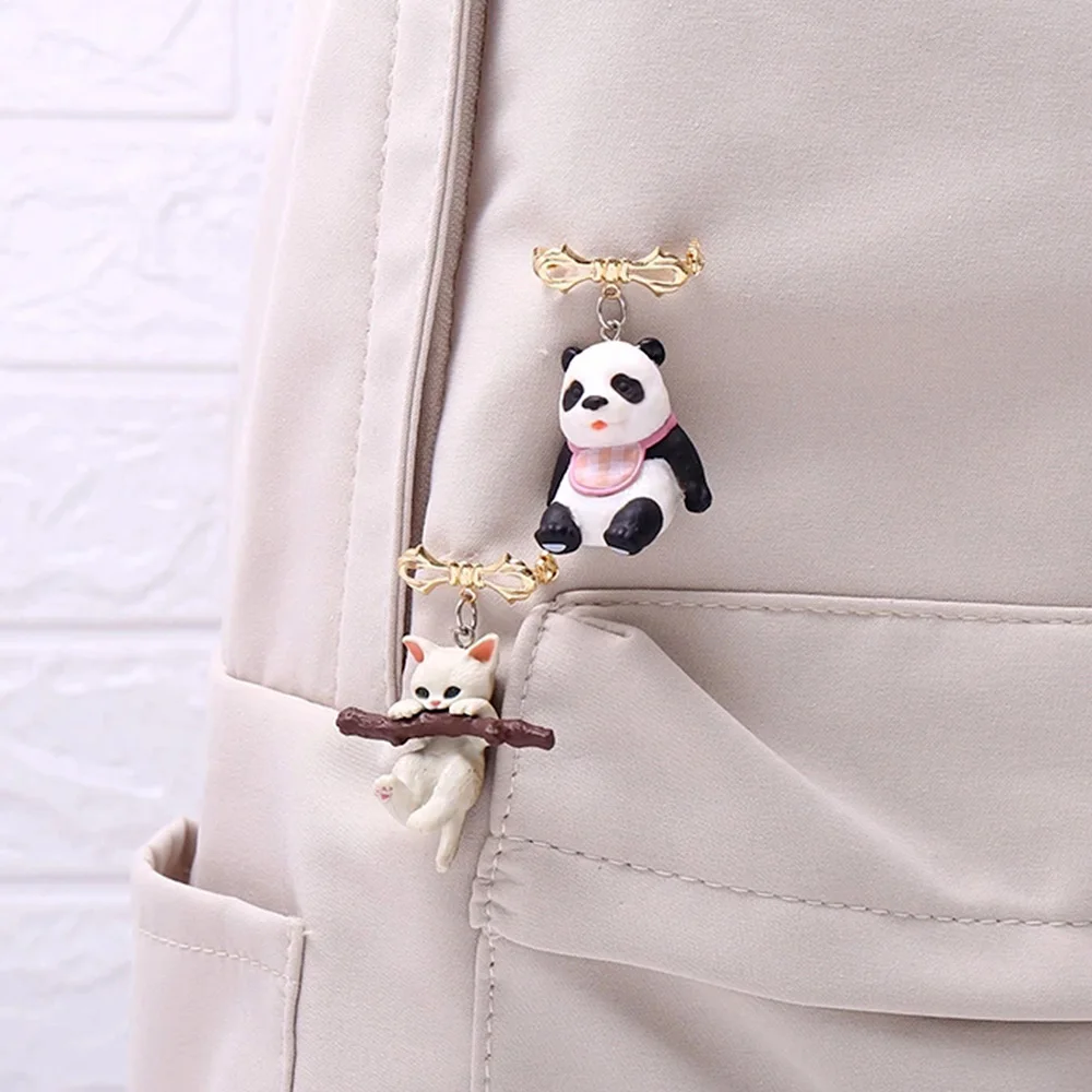 Cute 3D Cat Animal Hanging Branch Brooch Kawaii Animal Lapel Pins Clothes Backpack Jackets Decoration For Children Women Gifts