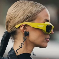 Steampunk Style Y2K Sunglasses Women Men Trendy Ins Curved Shaped Glasses Personalized Futuristic Technology Sports Sun Glasses
