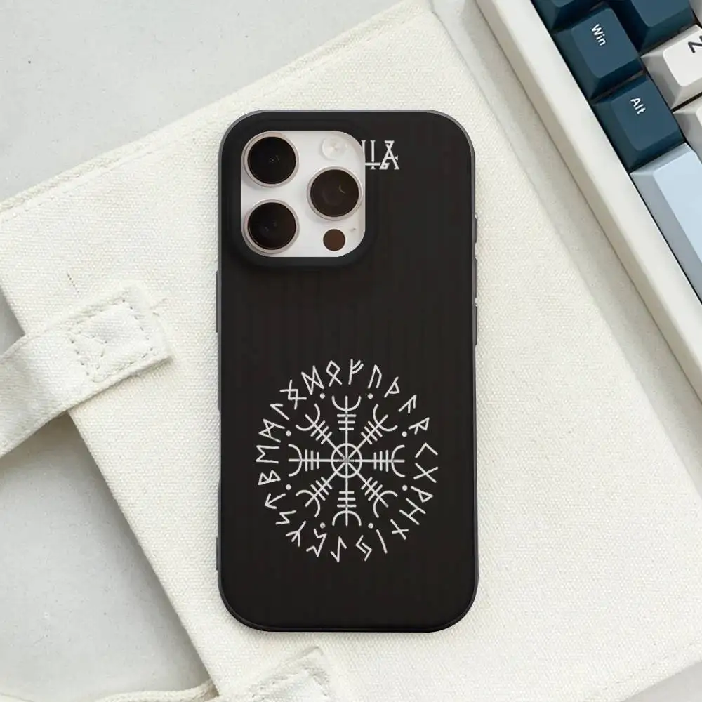 スラブのバイキングのシンボル「コロヴラート」のソフトで波型の透明なスマホケース（iPhone 17、15、16、11、12、13、14 Pro Max Plus Pro対応）