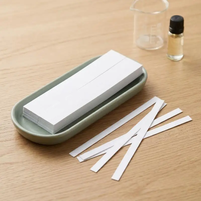 100pcs Perfume Tester Strips Fragrance Test Strips Essential Oil Tester Scents Aromatherapy Testing Paper Perfume Kit