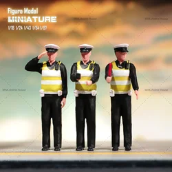 Miniatures Figures 1/87 1/64 1/43 1/24 1/18 Traffic Police Direct Traffic Painted Model Creative Scene Dolls Toys
