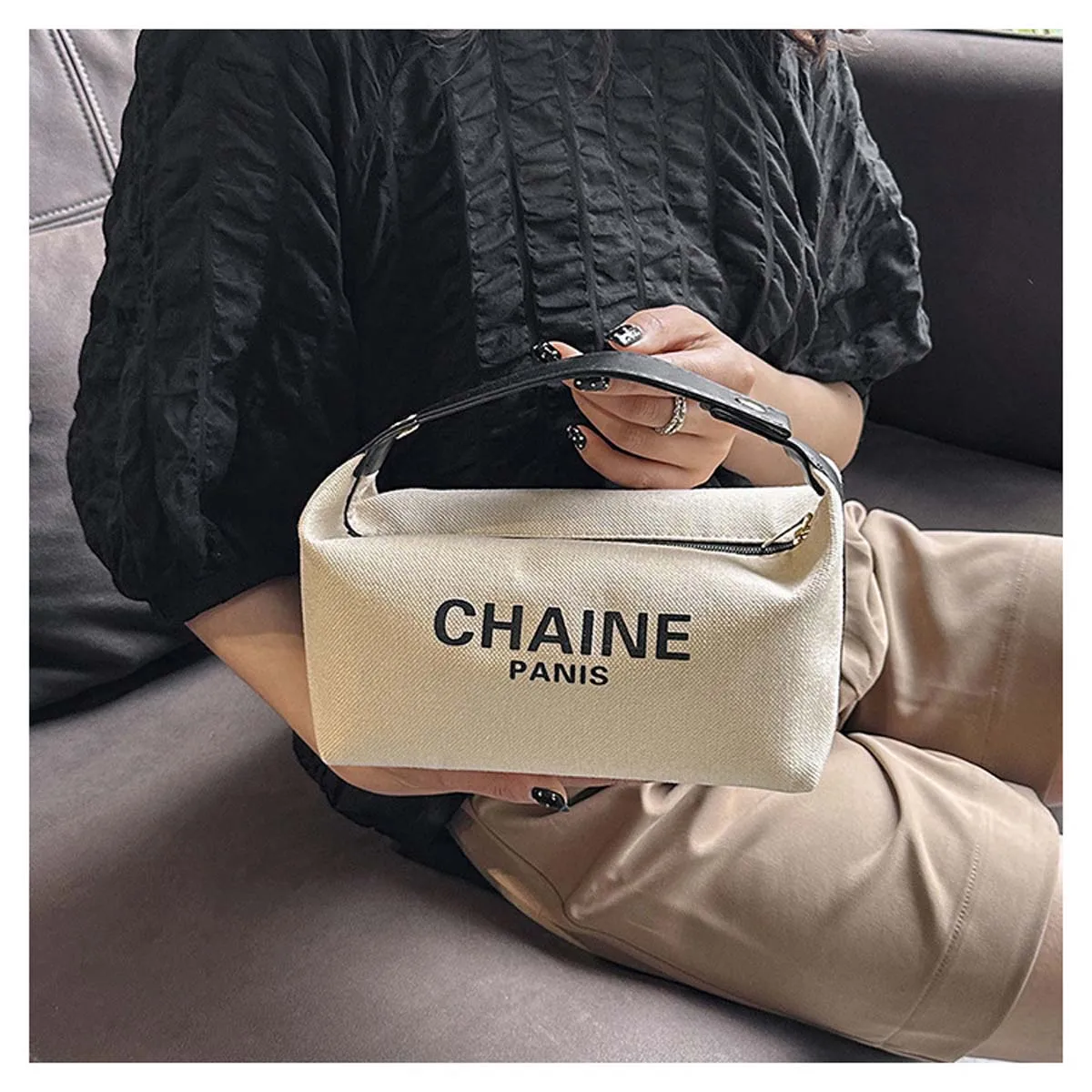 High appearance level makeup bag New small fragrance portable travel storage bag Toiletry bag Fashion storage bag Large handle