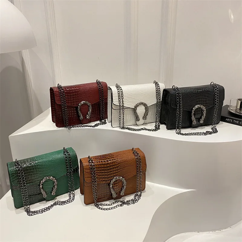 Women Trendy Retro Snake Pattern Small Square Bag, Chain Crossbody Shoulder Bag Fashion Accessories