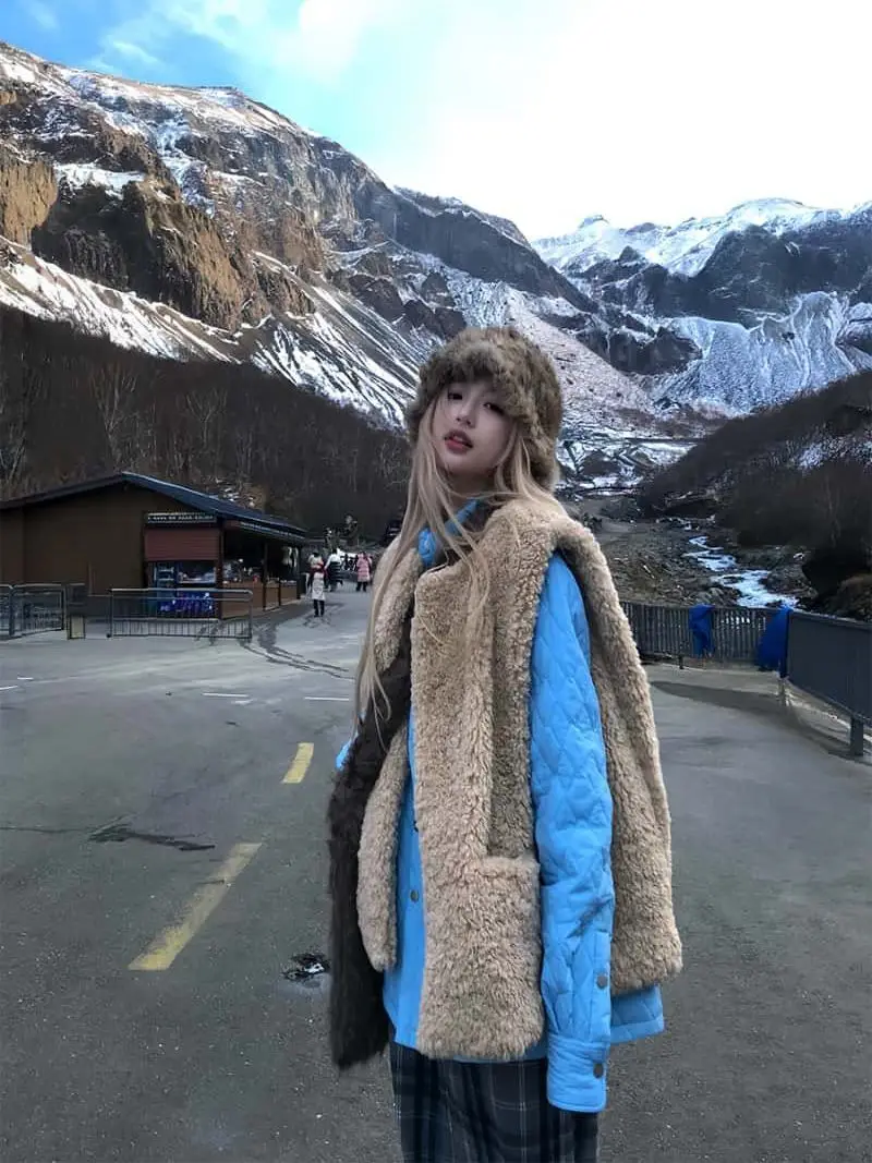 

Жилеты Жилеты Толстые женские эмо-весенние кашемировые облегающие на пуговицах Минималистичные городские нежные дышащие чистые модели Softy Easy