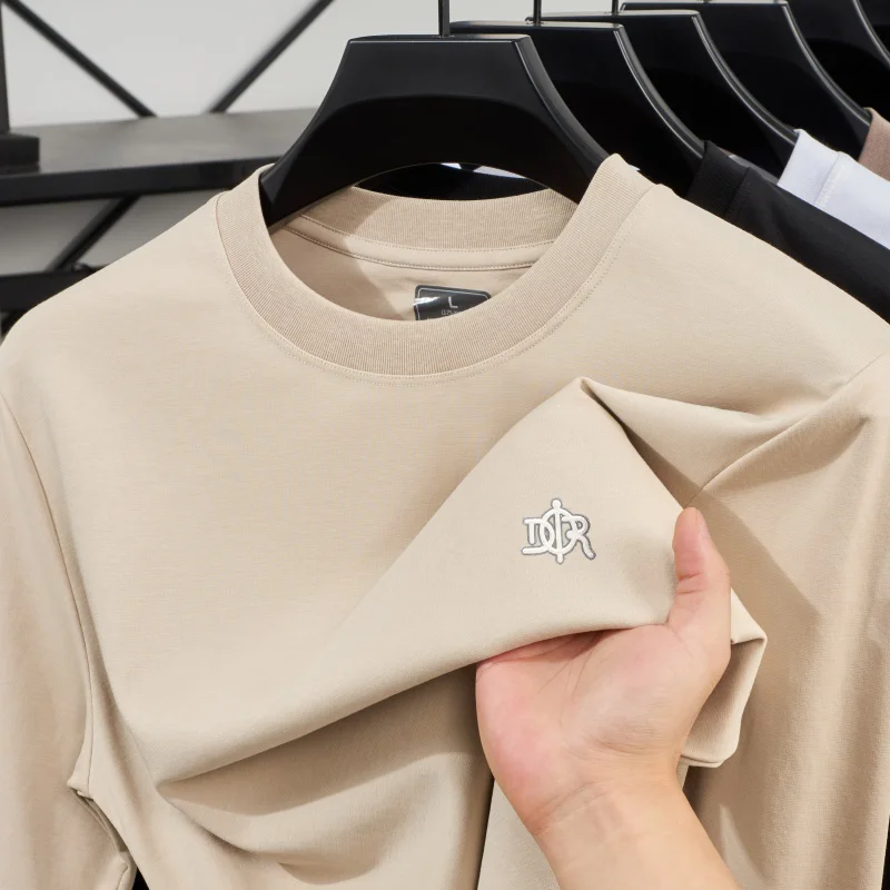 الراقية أزياء طويلة الأكمام تي شيرت العلامة التجارية تنقش تصميم الرجال الخريف جديد مريح وتنفس عارضة جولة الرقبة أعلى