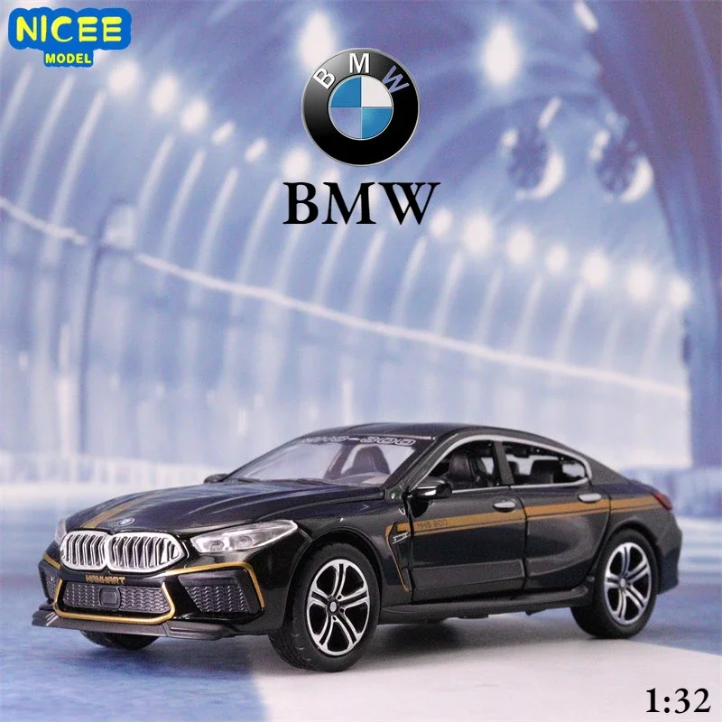 1:32 BMW M8 High Simulation Diecast Car Metal Alloy Model Car Children\'s toys collection gifts A28