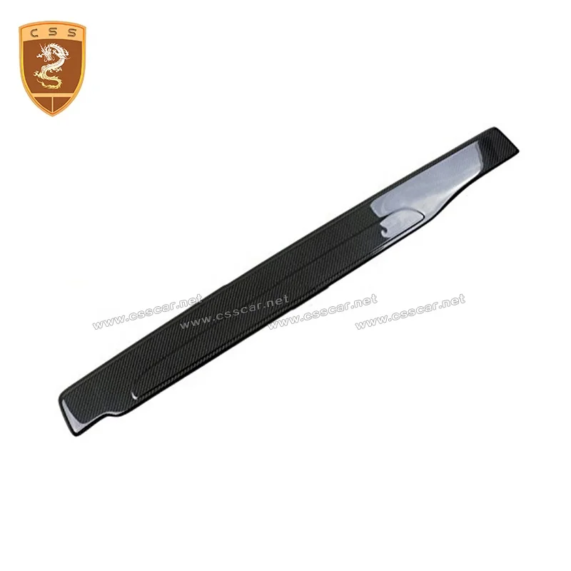 Hot Modified Car Parts Carbon Fiber Side Step Sill Scuff Plate Door Foot Pedal For Au Di R8 V10 2016-2017