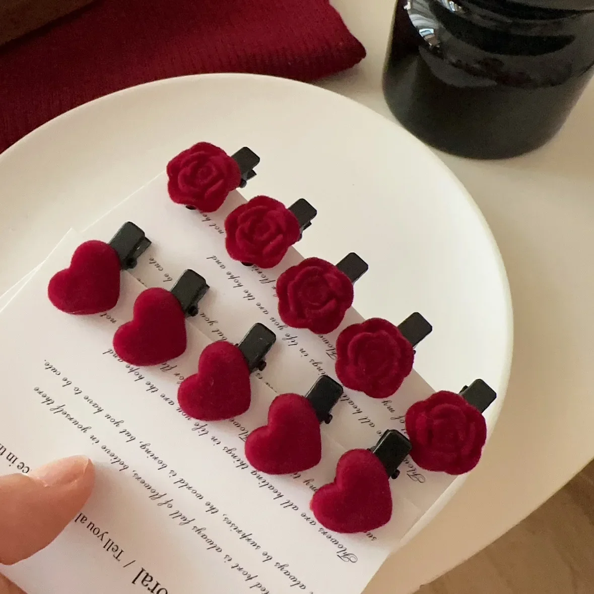 

10 Pcs Red Hair Clips with Heart-shaped Edges Exquisite and Cute Braided Flower Side Hair Clips Hair Accessories Headwear