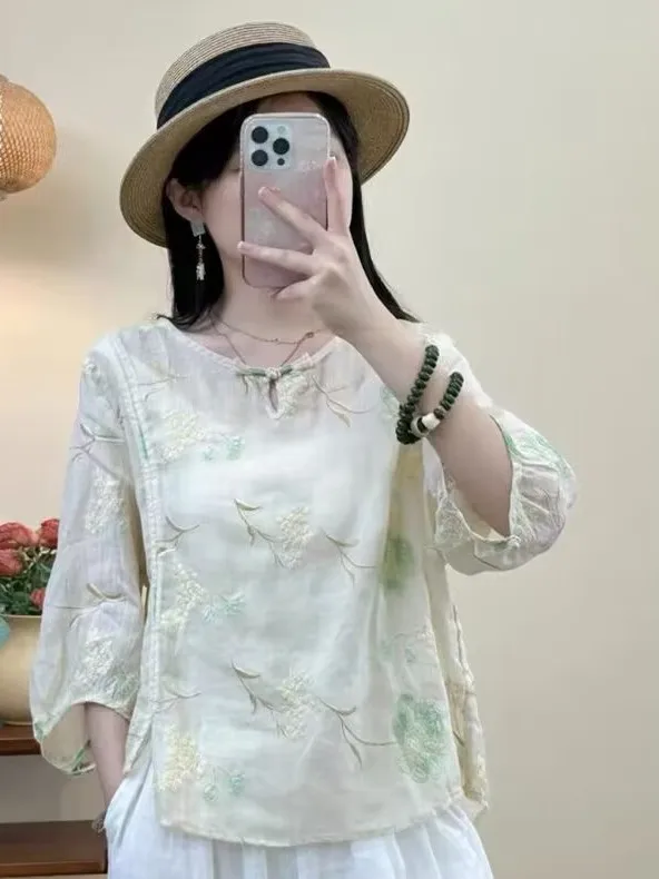 

New Chinese Sle Women's Summer irt Loose round Ne Embroidered Hanfu Casual Cotton Button up Traditional Tea Costume Top