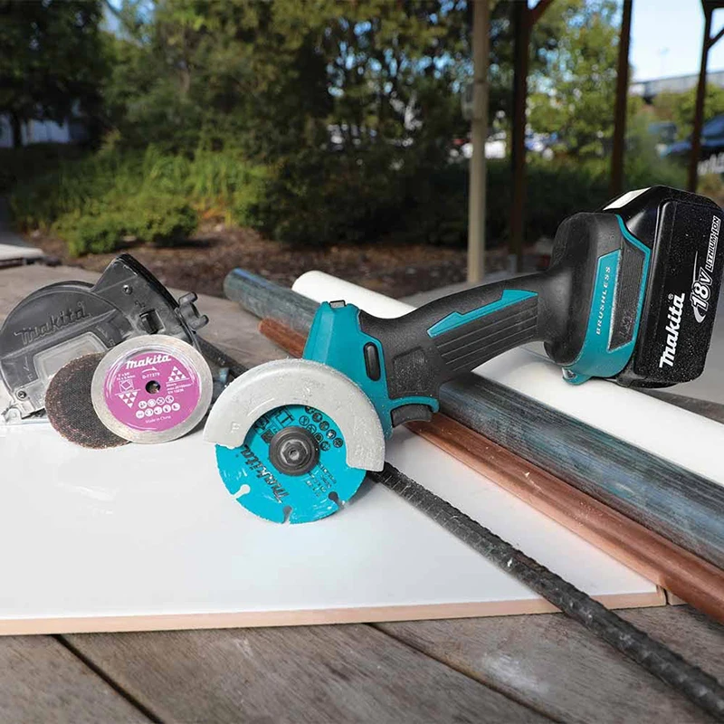 Imagem -02 - Makita-brushless Compact Cut Off Saw Máquina de Corte Metal Madeira Plástico Pequeno 18v Lxt 76 mm Dmc300z