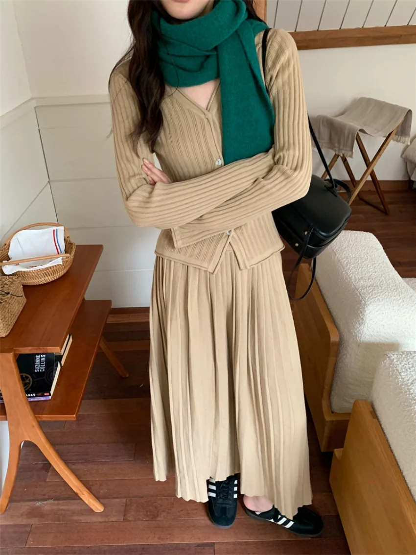 Alien Kitty OL Knitted Women Two Pieces Sets New Slim V-Neck Full Sleeve Sweaters Maxi Pleated Skirts Elegant Autumn Chic Sweet