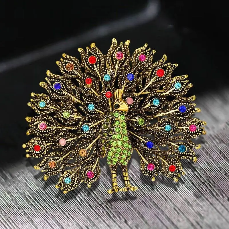 

European and American fashion retro peacock corsage accessories peacock screen brooch