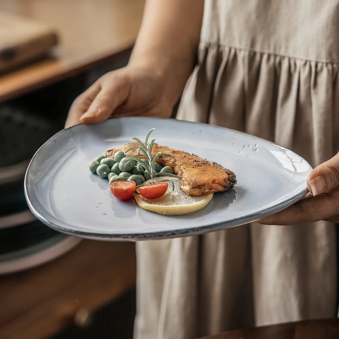 

Vintage Ceramic Plates Irregular Shape Creative Dishware for Western Dining Home Restaurant