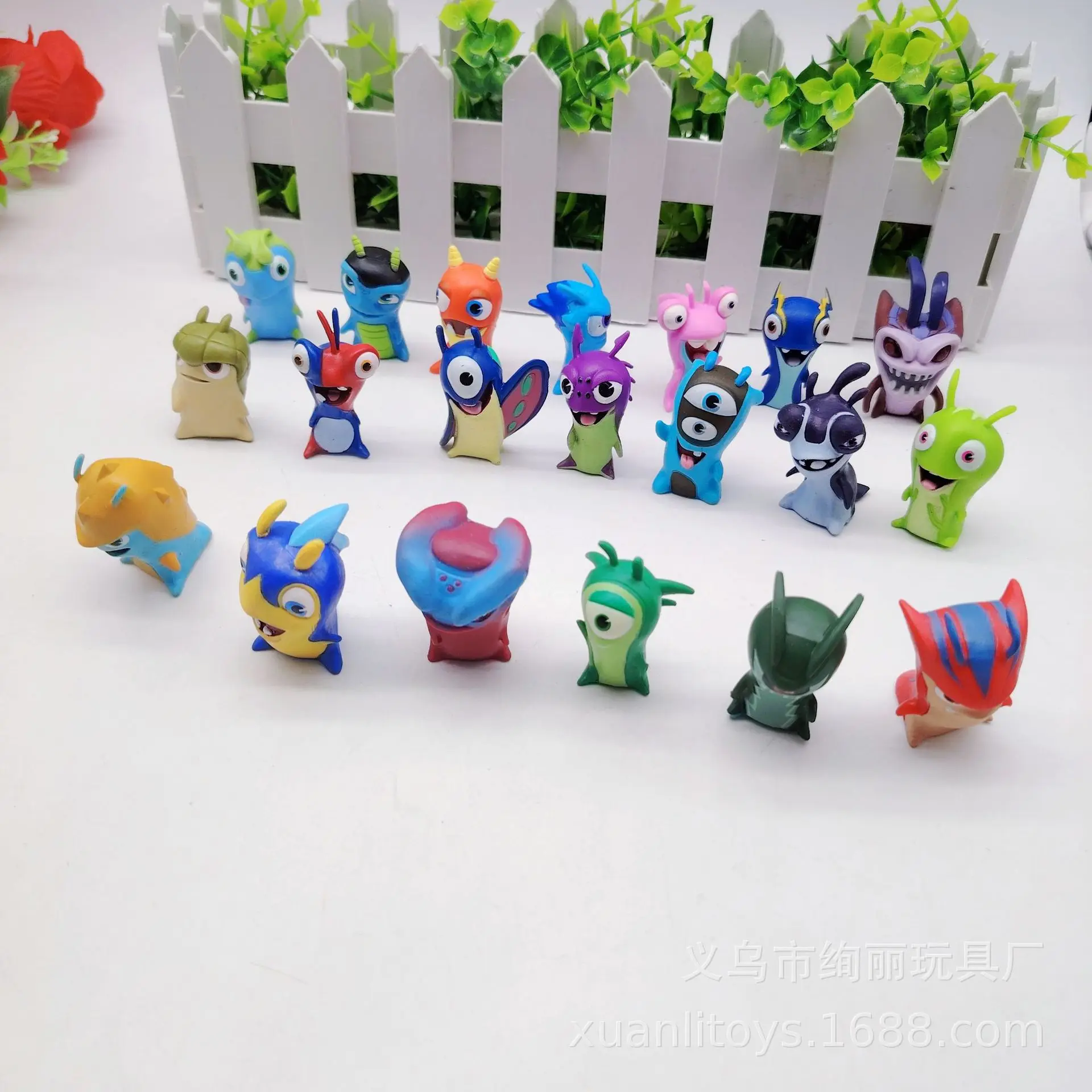 10pcs 5CM Cartoon Elves Slugterra PVC Mini Action Figures Collectible Anime Toys Dolls For Children Birthday Gift